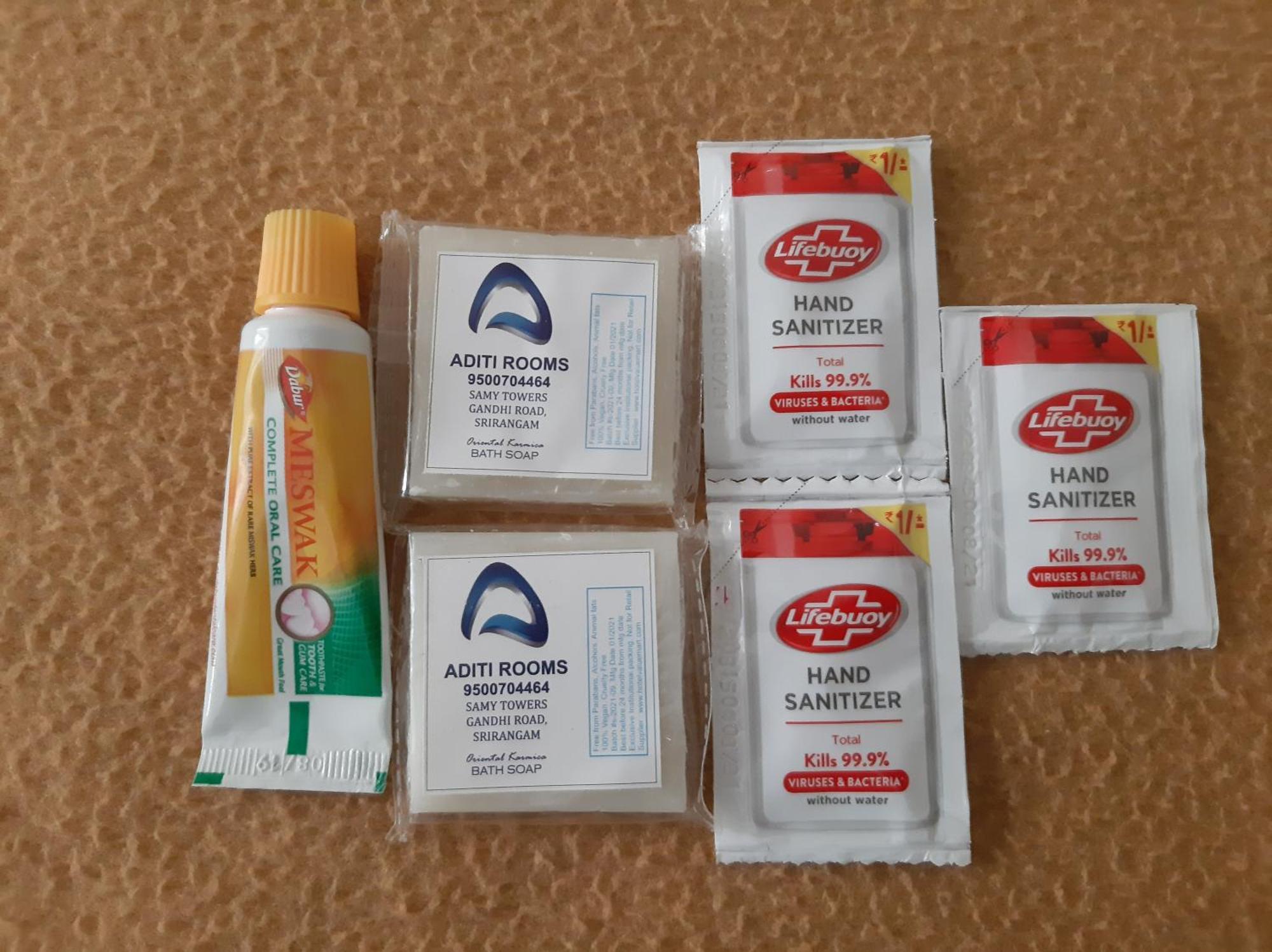 Aditi Rooms Tiruchirappalli Szoba fotó
